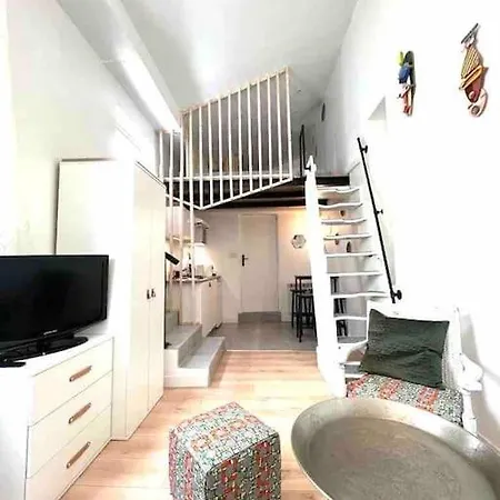 Jolie Mini Maison Lovely Tiny House * Vitry-sur-Seine